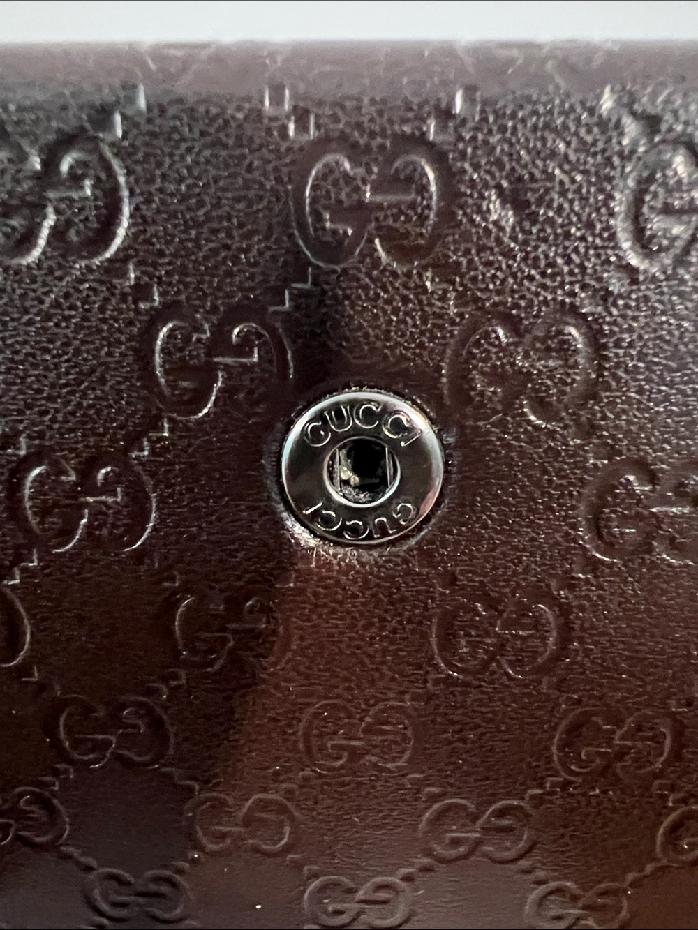 Gucci Brown Monogram Collapsible Eyewear Case with Light Gray Interior - Picture 7 of 13